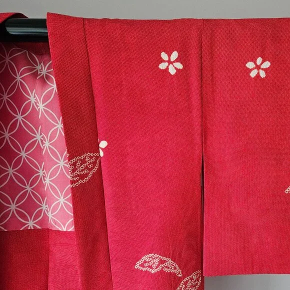 Vintage Red Silk Kimono Jacket: Jacquard Shibori Haori H1526 - Picture 4 of 11